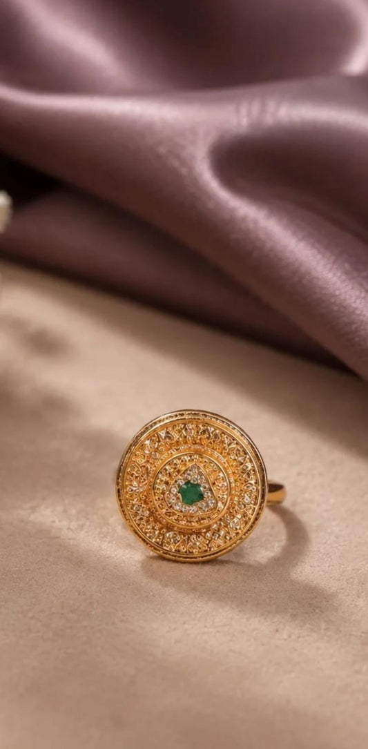 Royal Emerald Elegance Ring