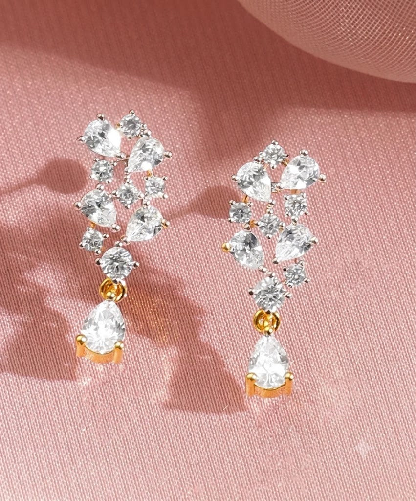 The Celestial Cascade: Gold & Teardrop Crystal Jewelry Set