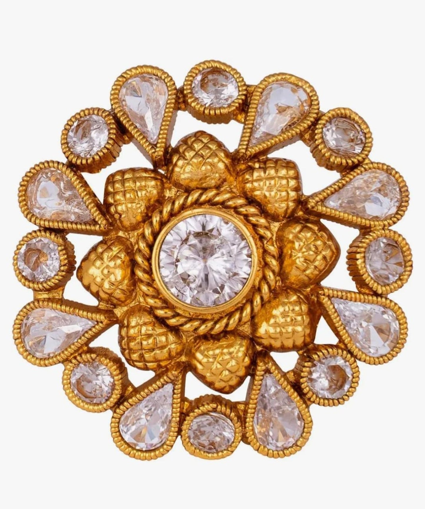 Royal Bloom Diamond Elegance Ring – A Timeless Touch of Luxury