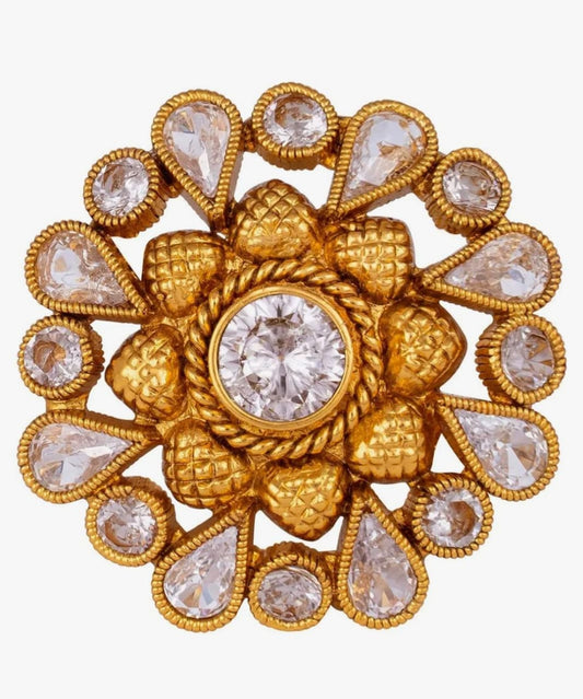 Royal Bloom Diamond Elegance Ring – A Timeless Touch of Luxury