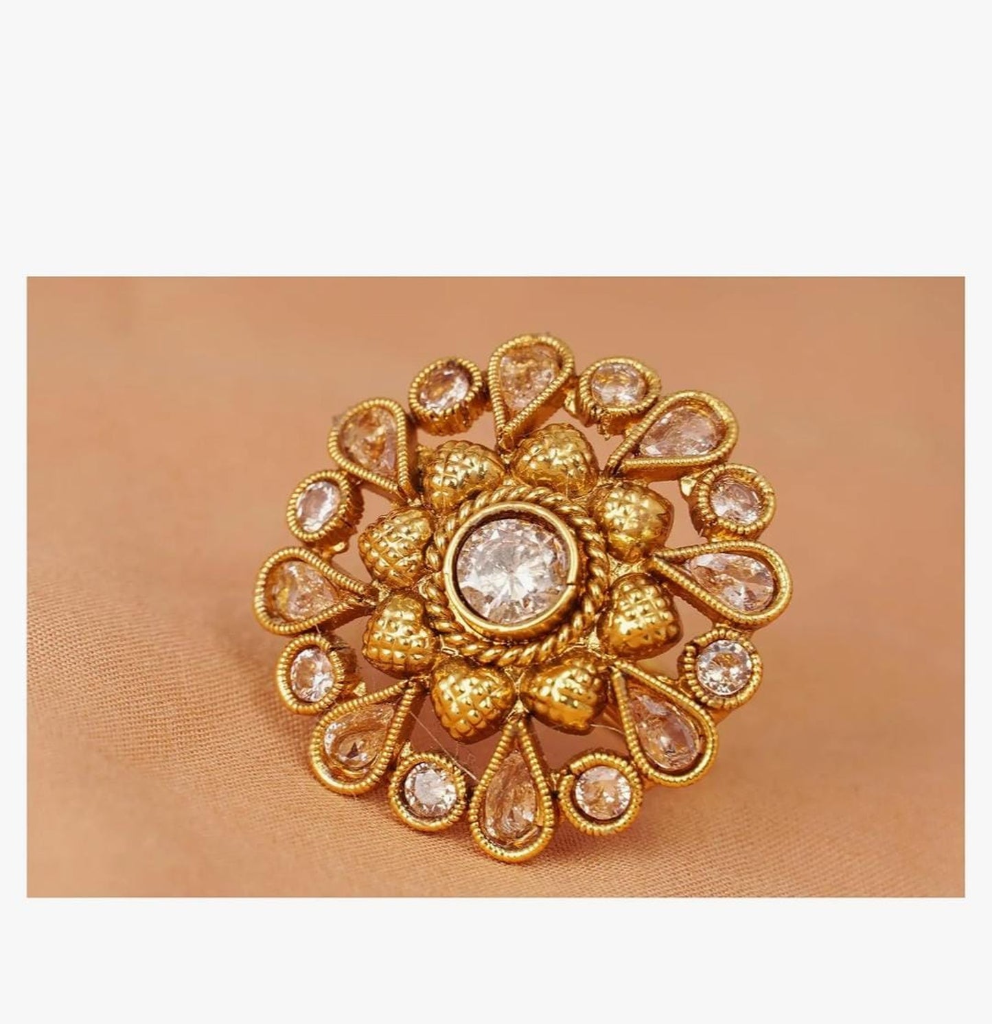 Royal Bloom Diamond Elegance Ring – A Timeless Touch of Luxury
