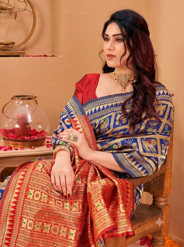 Heritage Majesty: Traditional Woven Patola Saree in Royal Blue