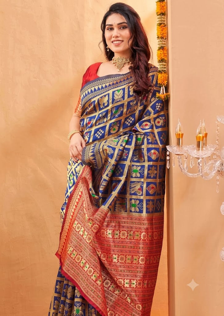 Heritage Majesty: Traditional Woven Patola Saree in Royal Blue